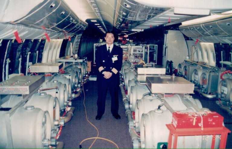 EXPOSED! Photos from INSIDE Chemtrail Planes Like You’ve NEVER Seen Before!