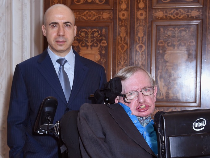 steven-hawking-discloses-We Are NOT Alone