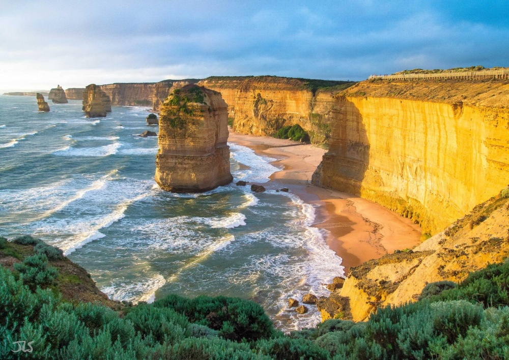 The Twelve Apostles, Australia