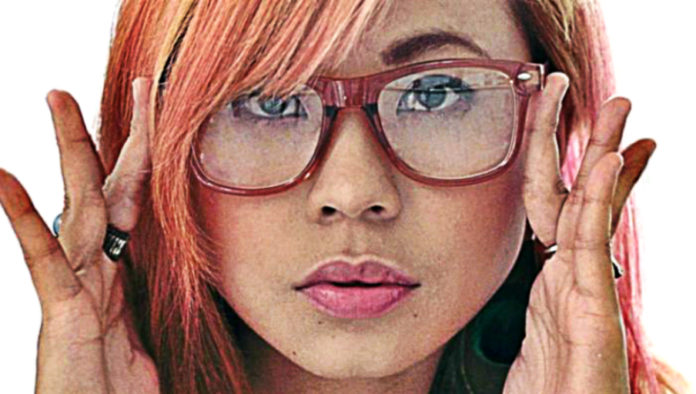 10-ways-person-with-big-heart-sarcastic-mind-loves-differently