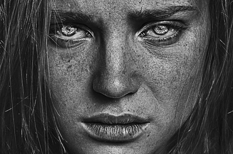 behaviors-manifest-adult-life-as-results-of-childhood-trauma