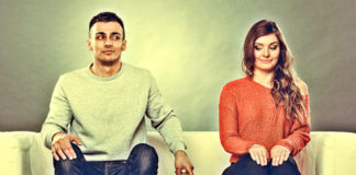 signs-someone-is-attracted