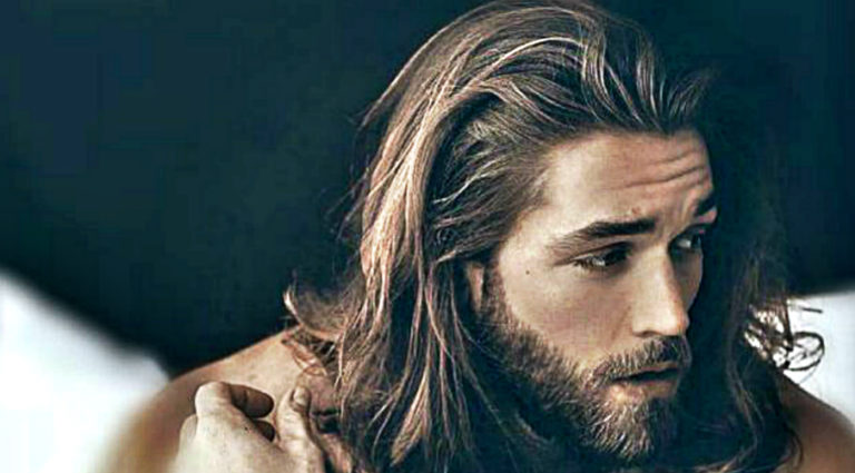 things-people-subconsciously-do-when-they-love