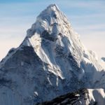 Everest Is Covered in a Giant Trash Pile 3