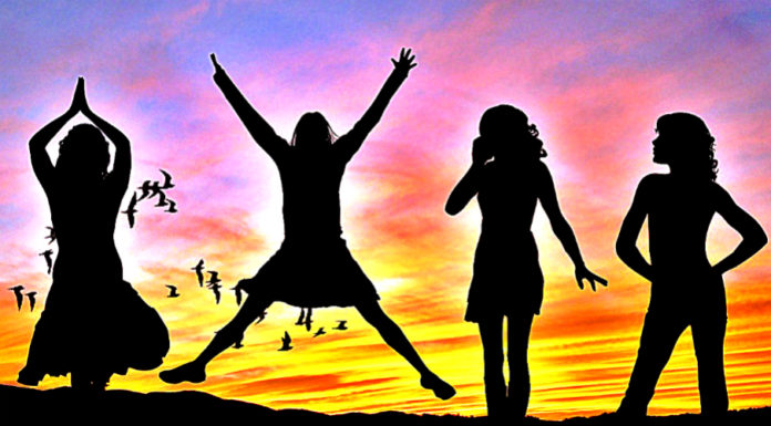 The 4 Essential 15 Minute Habits You Should Do Every Day To Live A Balanced Life essential-15-minute-habits-to-live-balanced-life
