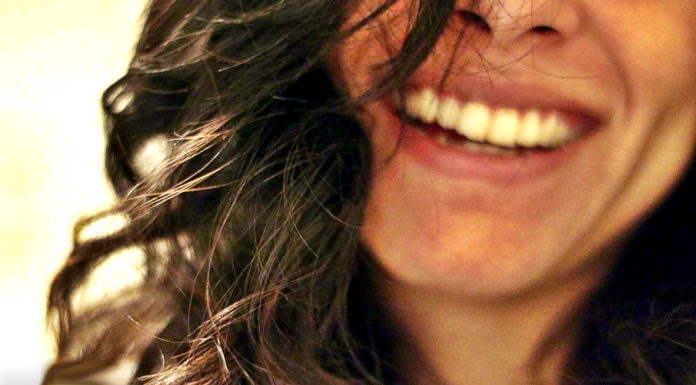 3 Simple Things To Do In The Morning To Have A Happy Day things-to-do-in-the-morning-to-have-a-happy-day