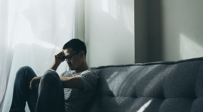 tips-to-manage-your-anxiety-living-alone