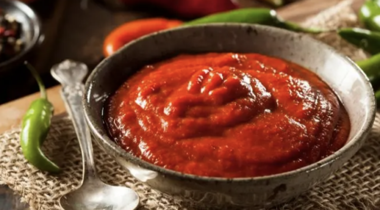 sriracha-sauce-keto-friendly