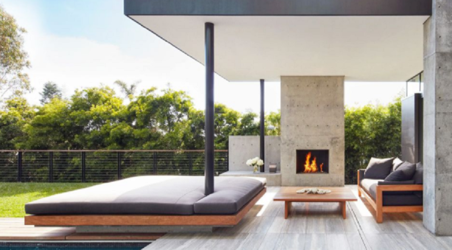 great-reasons-to-use-your-outdoor-fireplace