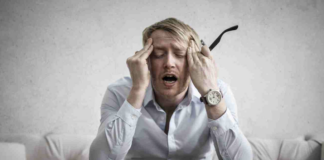 The 3 Biggest Pros and Cons of Credit Card Debt Relief pros-and-cons-of-credit-card-debt-relief