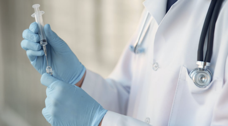 evolving-roles-of-healthcare-administrators