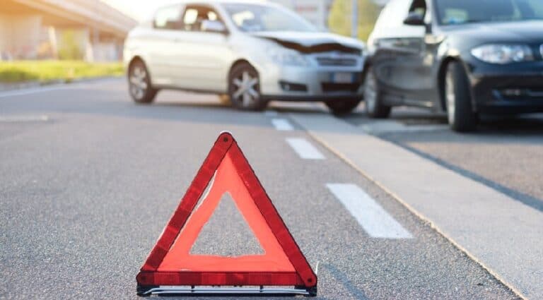 What To Do Immediately After A Car Accident: A Complete Step By Step Guide